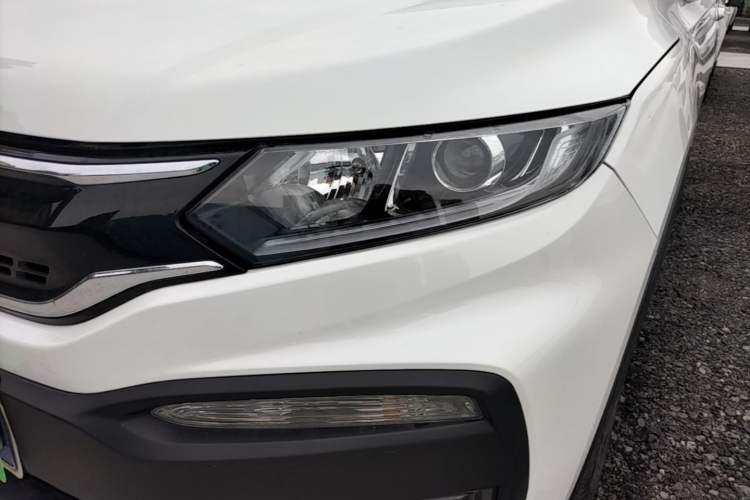 Used Honda XR-V 2015 1.8L EXi CVT Comfort Version Left Front Headlight