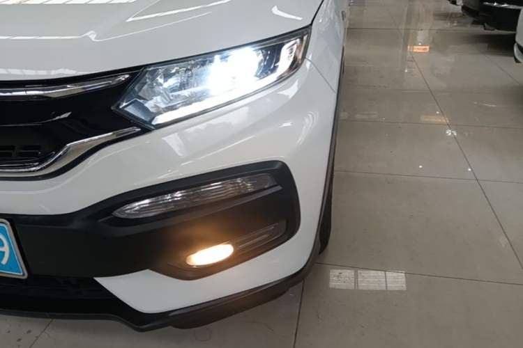 Used Honda XR-V 2015 1.5L LXi CVT Classic Edition Left Front Headlight