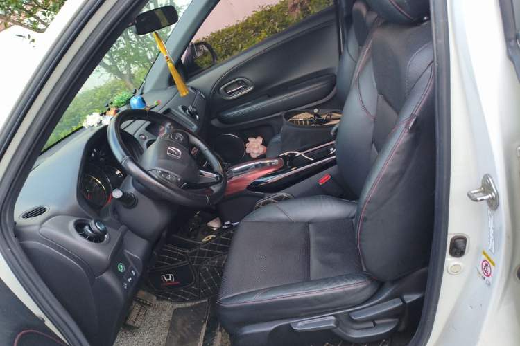 Used Honda XR-V 2015 1.8L VTi CVT Luxury Edition Left Front Seat