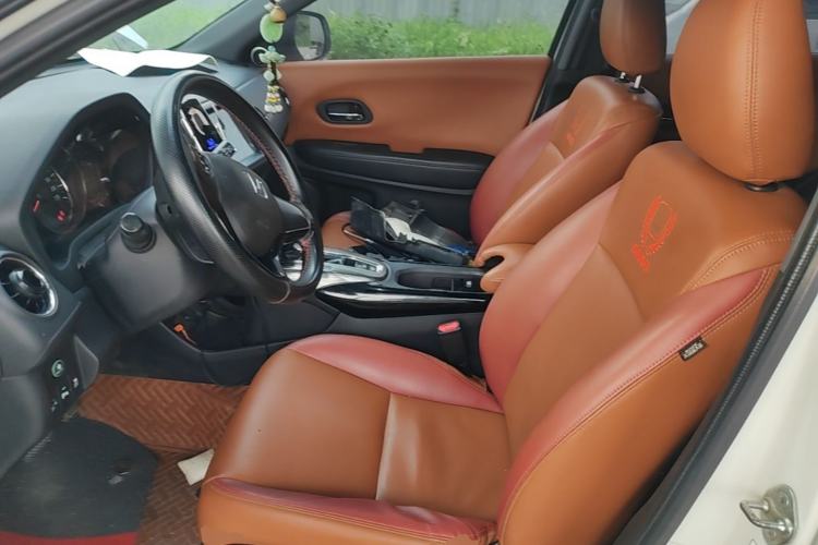 Used Honda XR-V 2015 1.8L EXi CVT Comfort Version Left Front Seat