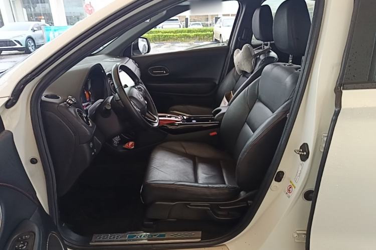 Used Honda XR-V 2015 1.8L VTi CVT Luxury Edition Left Front Seat