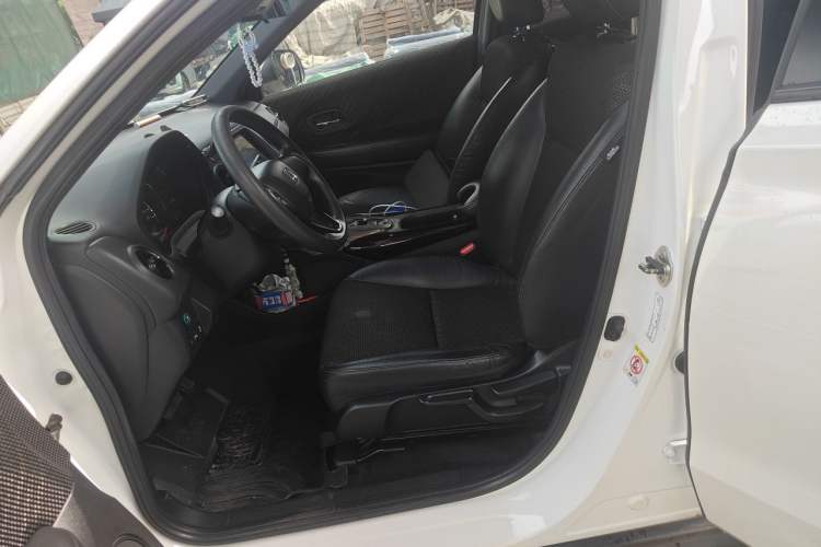 Used Honda XR-V 2015 1.8L EXi CVT Comfort Version Left Front Seat