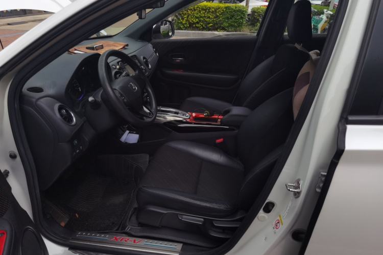 Used Honda XR-V 2015 1.8L EXi CVT Comfort Version Left Front Seat