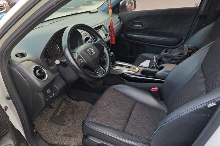 Used Honda XR-V 2015 1.8L EXi CVT Comfort Version Left Front Seat