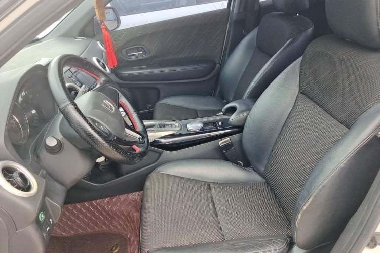 Used Honda XR-V 2015 1.8L EXi CVT Comfort Version Left Front Seat