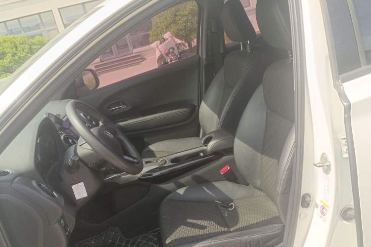 Used Honda XR-V 2015 1.8L EXi CVT Comfort Version Left Front Seat