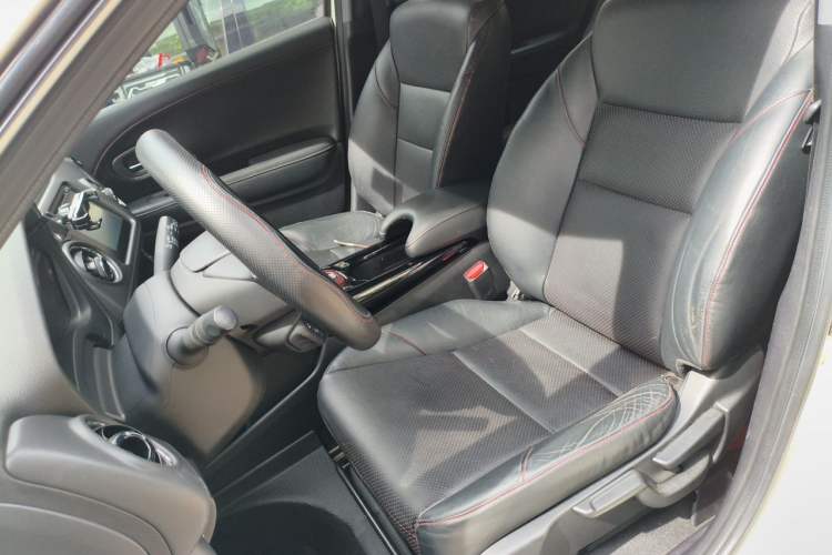 Used Honda XR-V 2015 1.8L VTi CVT Luxury Edition Left Front Seat