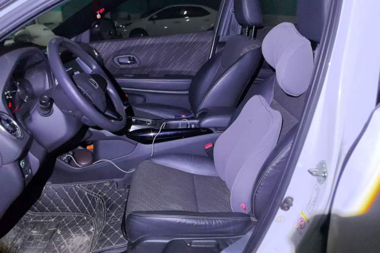 Used Honda XR-V 2015 1.8L EXi CVT Comfort Version Left Front Seat