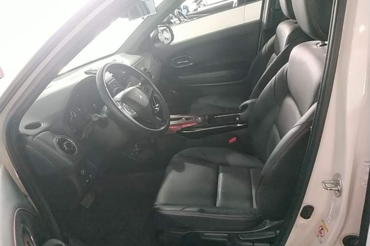 Used Honda XR-V 2015 1.8L VTi CVT Luxury Edition Left Front Seat