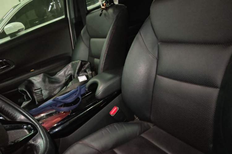 Used Honda XR-V 2015 1.8L VTi CVT Luxury Edition Left Front Seat