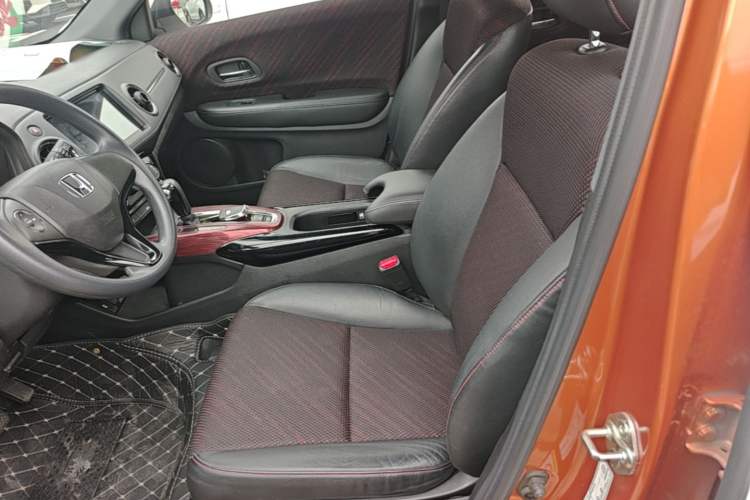 Used Honda XR-V 2015 1.8L EXi CVT Comfort Version Left Front Seat