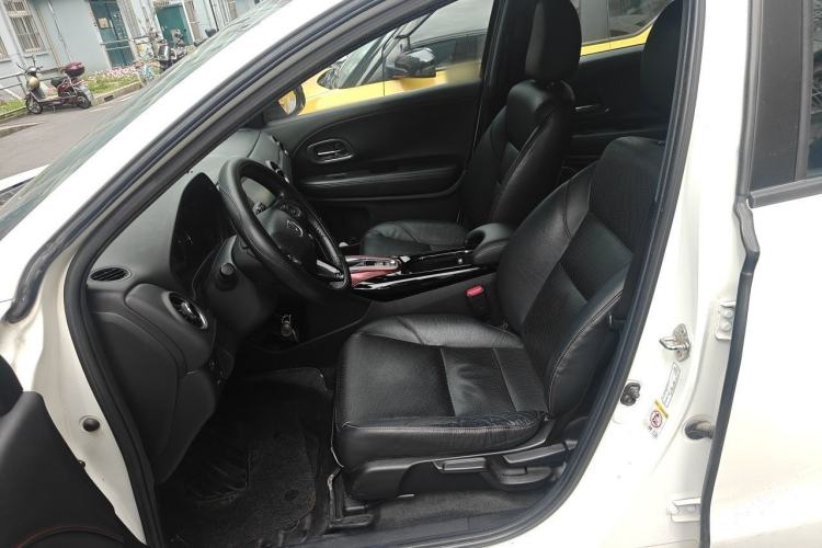 Used Honda XR-V 2015 1.8L VTi CVT Luxury Edition Left Front Seat