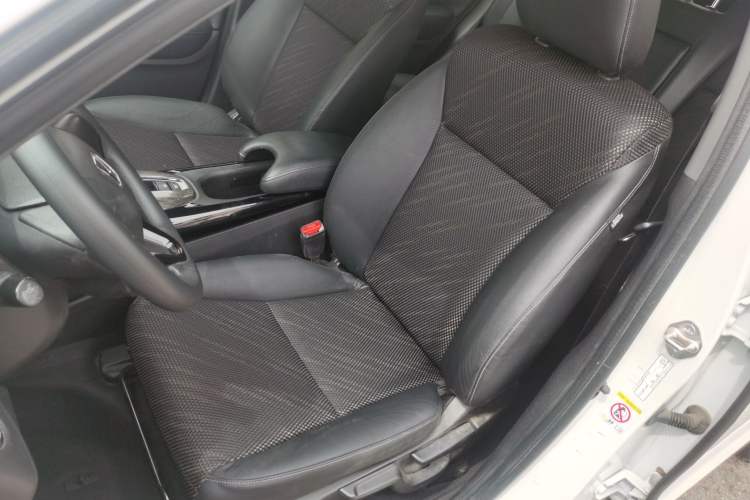 Used Honda XR-V 2015 1.8L EXi CVT Comfort Version Left Front Seat