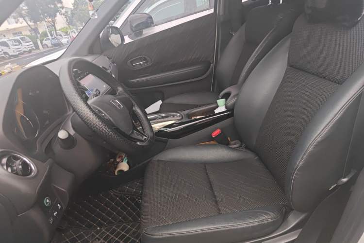 Used Honda XR-V 2015 1.8L EXi CVT Comfort Version Left Front Seat