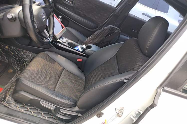 Used Honda XR-V 2015 1.8L EXi CVT Comfort Version Left Front Seat