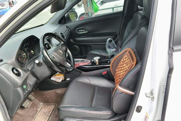 Used Honda XR-V 2015 1.8L VTi CVT Luxury Edition Left Front Seat