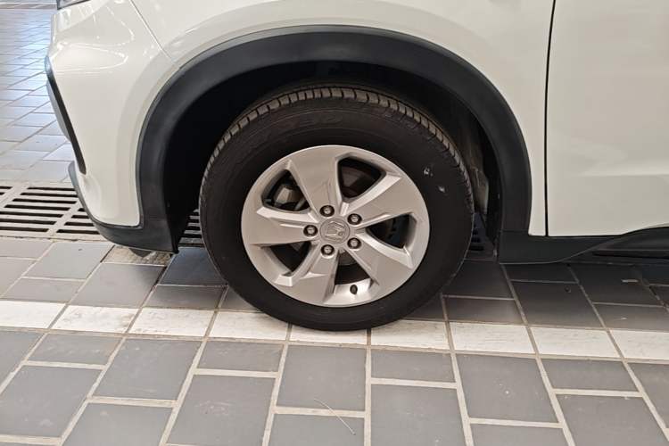 Used Honda XR-V 2015 1.5L LXi CVT Classic Edition Left Front Wheel Hub