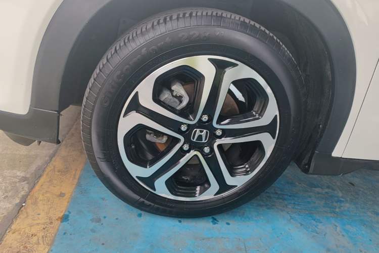 Used Honda XR-V 2015 1.8L EXi CVT Comfort Version Left Front Wheel Hub