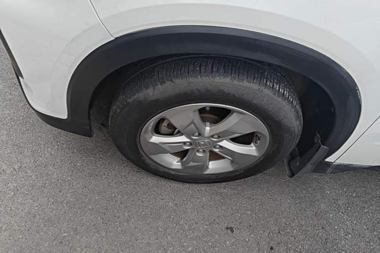 Used Honda XR-V 2015 1.5L LXi Manual Classic Edition Left Front Wheel Hub