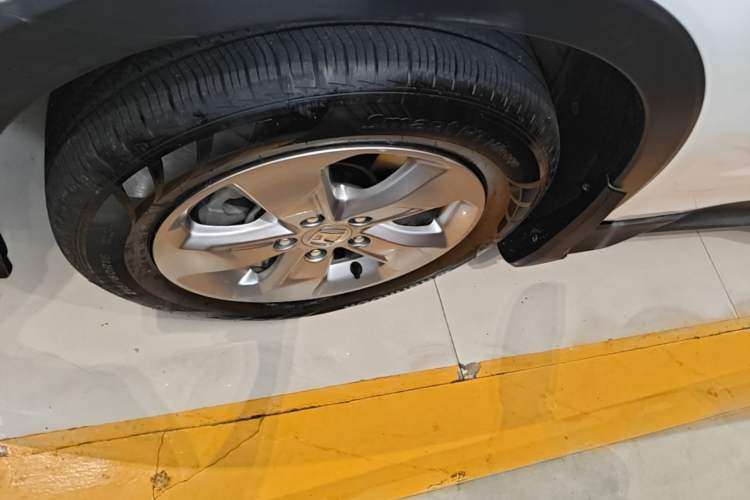 Used Honda XR-V 2015 1.5L LXi CVT Classic Edition Left Front Wheel Hub