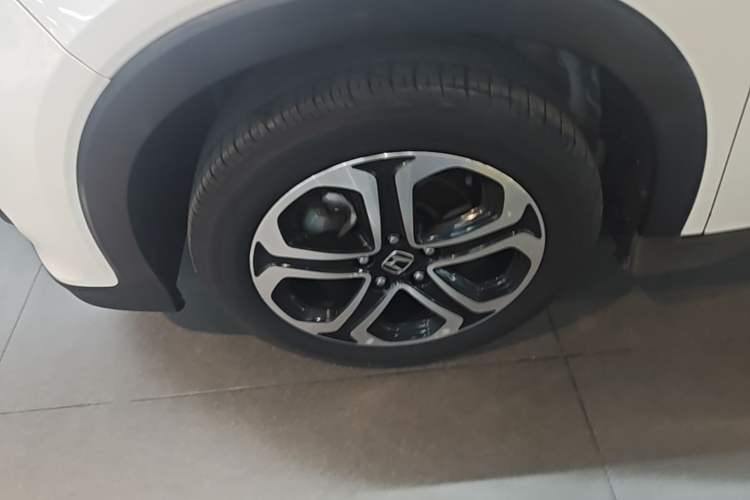Used Honda XR-V 2015 1.8L EXi CVT Comfort Version Left Front Wheel Hub
