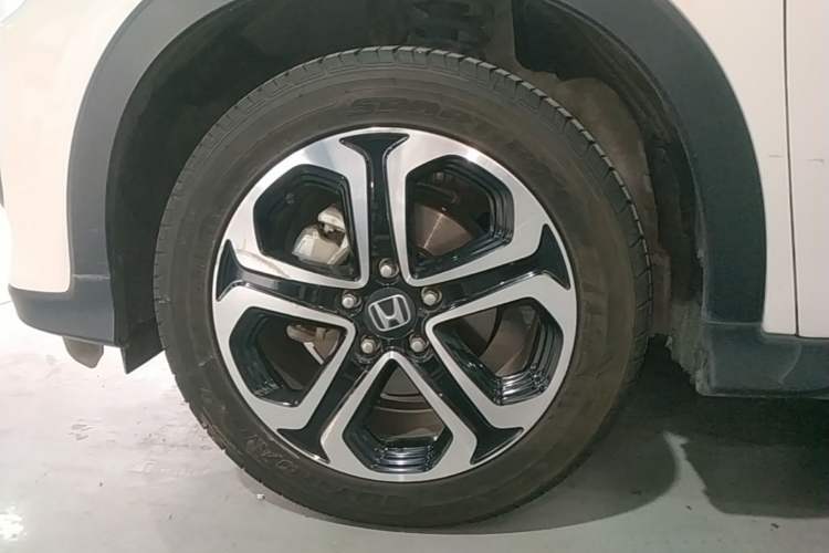 Used Honda XR-V 2015 1.8L VTi CVT Luxury Edition Left Front Wheel Hub