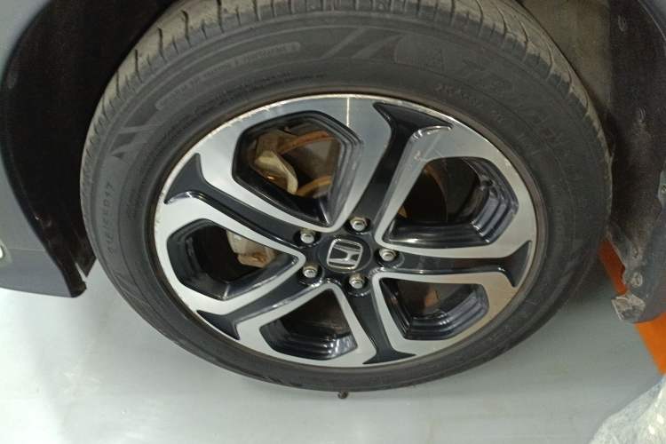 Used Honda XR-V 2015 1.8L EXi CVT Comfort Version Left Front Wheel Hub