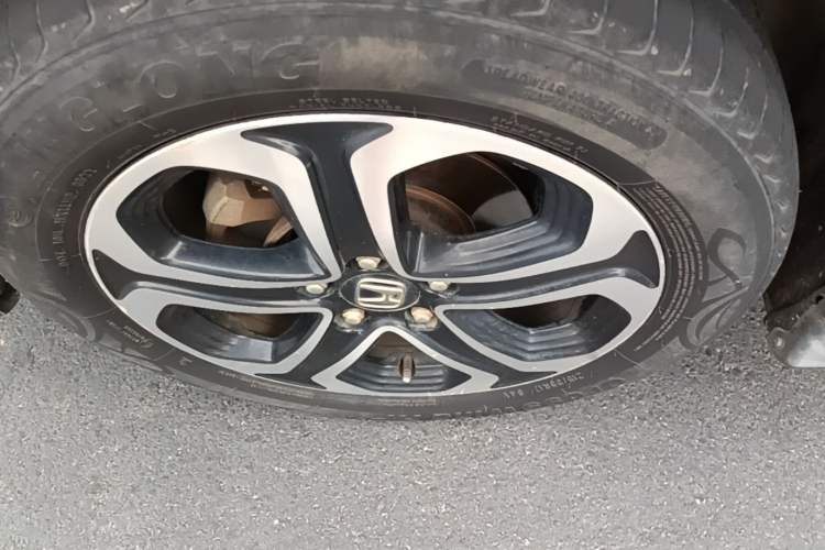 Used Honda XR-V 2015 1.8L EXi CVT Comfort Version Left Front Wheel Hub