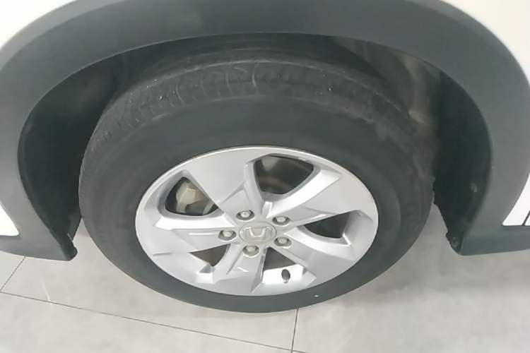 Used Honda XR-V 2015 1.5L LXi CVT Classic Edition Left Front Wheel Hub