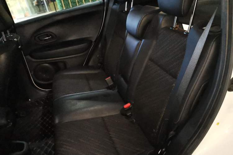 Used Honda XR-V 2015 1.8L EXi CVT Comfort Version Left Rear Seat