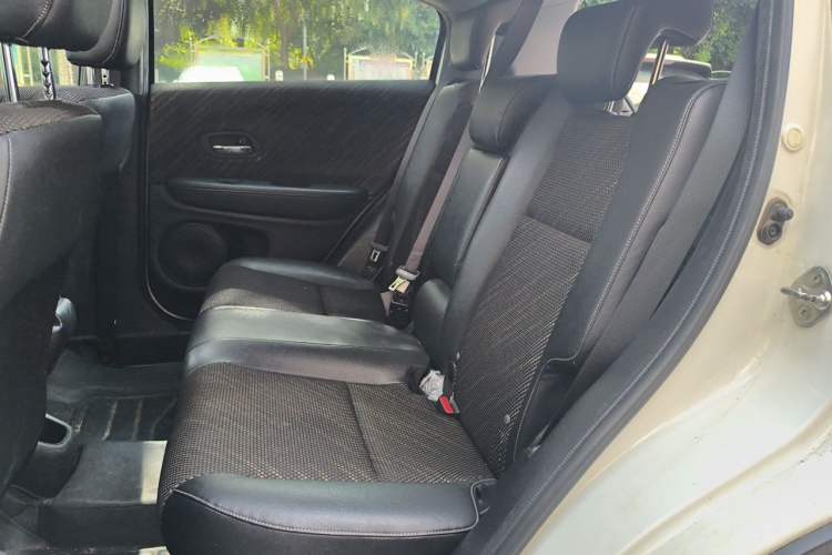 Used Honda XR-V 2015 1.8L EXi CVT Comfort Version Left Rear Seat