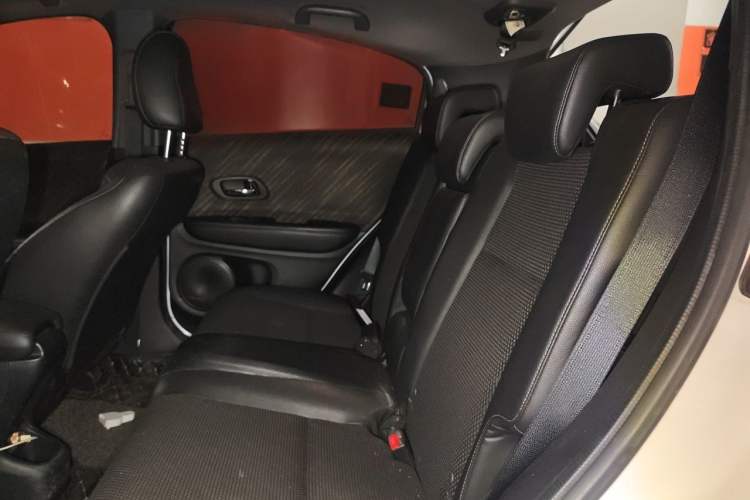 Used Honda XR-V 2015 1.8L EXi CVT Comfort Version Left Rear Seat