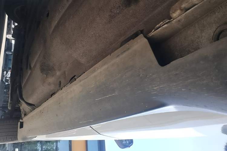 Used Honda XR-V 2015 1.5L LXi CVT Classic Edition Left Side Sill