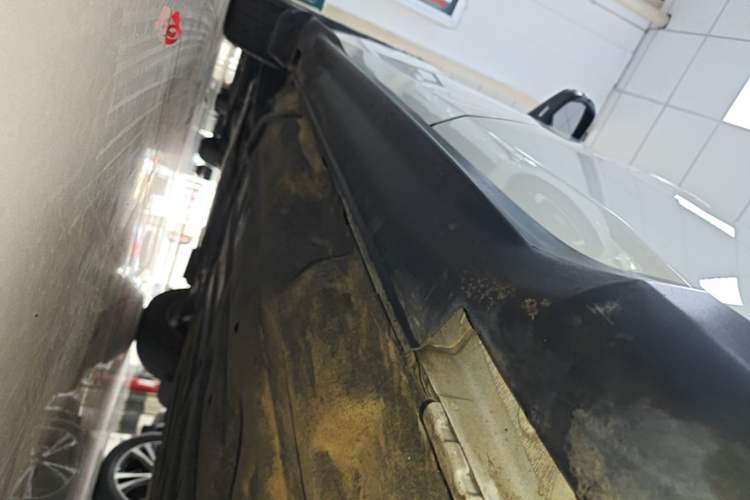 Used Honda XR-V 2015 1.5L LXi CVT Classic Edition Left Side Sill