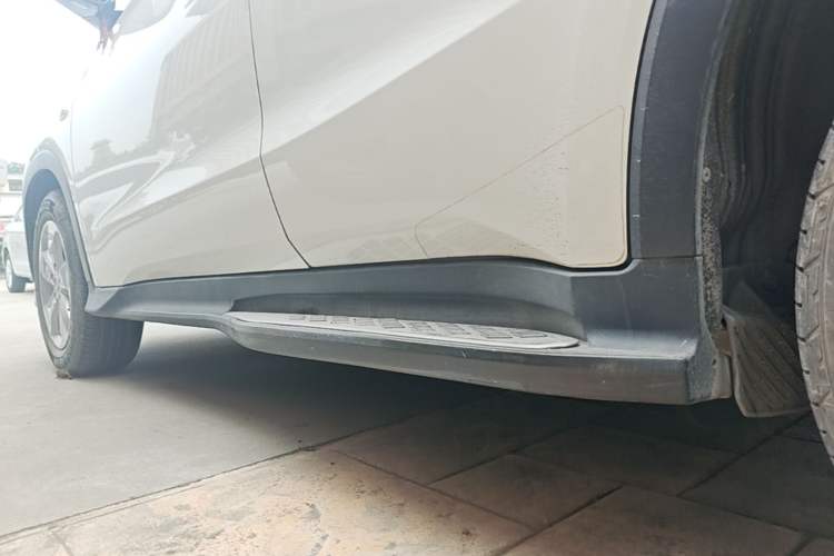 Used Honda XR-V 2015 1.5L LXi CVT Classic Edition Left Side Sill
