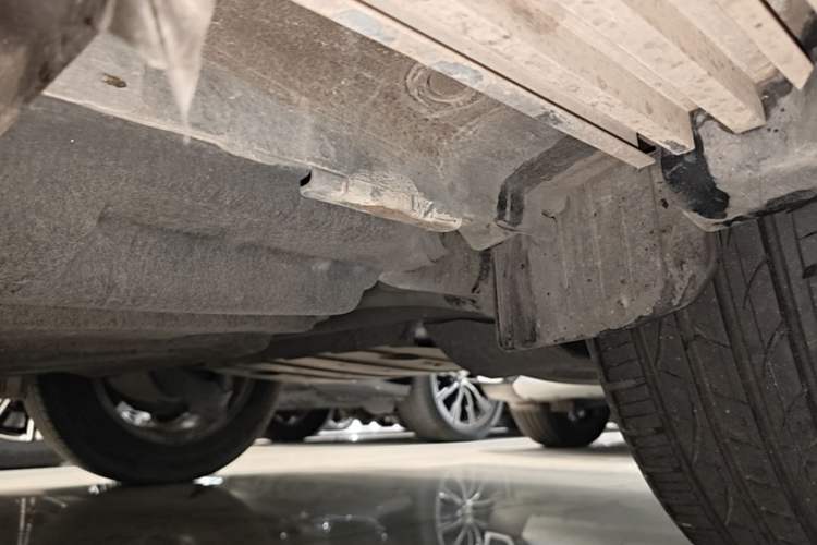 Used Honda XR-V 2015 1.5L LXi CVT Classic Edition Left Side Sill