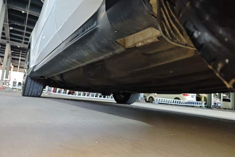 Used Honda XR-V 2015 1.8L VTi CVT Luxury Edition Left Side Sill