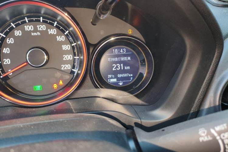 Used Honda XR-V 2015 1.8L VTi CVT Luxury Edition Odometer Close Up