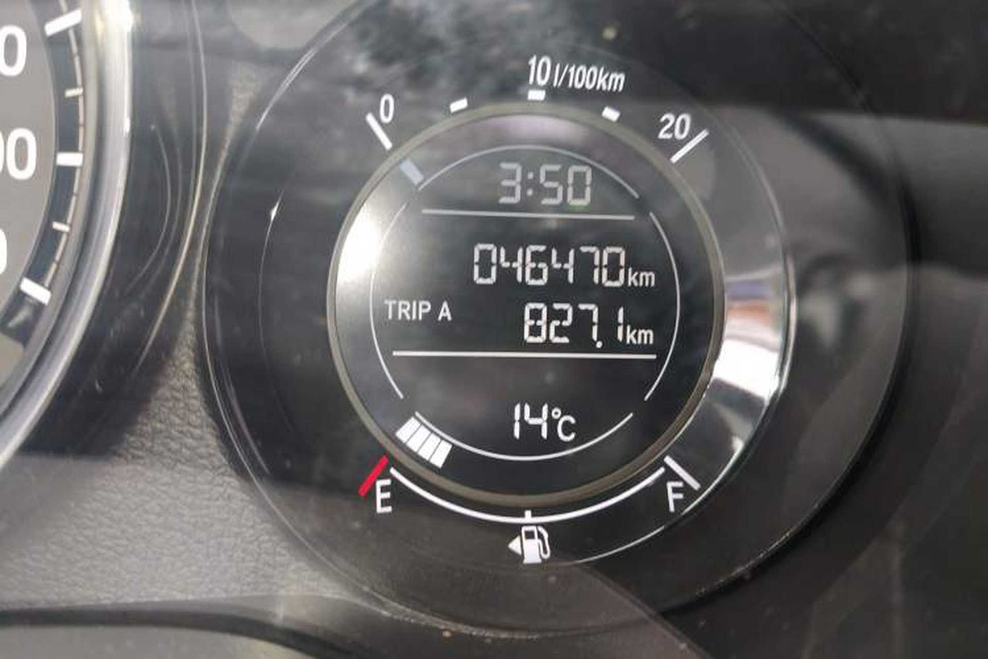 Used Honda XR-V 2015 1.8L EXi CVT Comfort Version Odometer Close Up