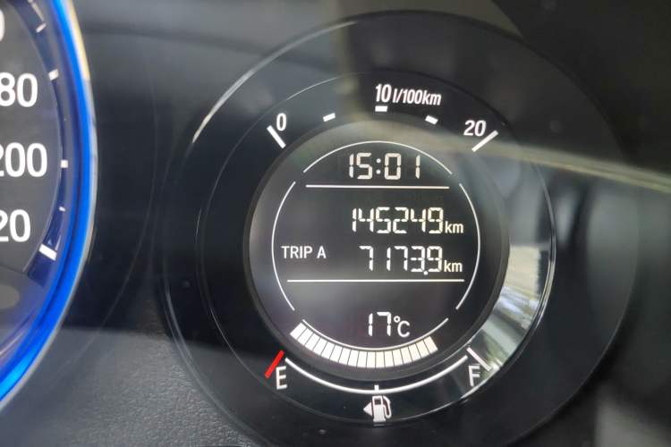 Used Honda XR-V 2015 1.8L EXi CVT Comfort Version Odometer Close Up