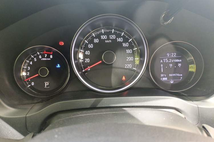 Used Honda XR-V 2015 1.8L VTi CVT Luxury Edition Odometer Close Up
