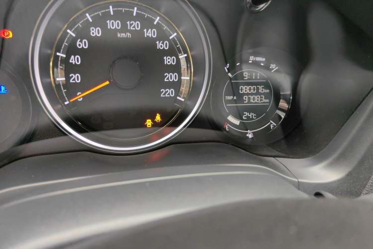 Used Honda XR-V 2015 1.8L EXi CVT Comfort Version Odometer Close Up