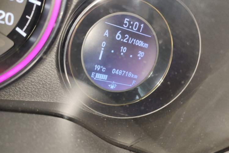 Used Honda XR-V 2015 1.8L VTi CVT Luxury Edition Odometer Close Up