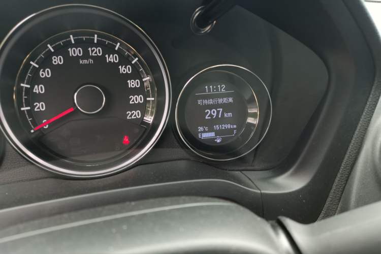 Used Honda XR-V 2015 1.8L VTi CVT Luxury Edition Odometer Close Up