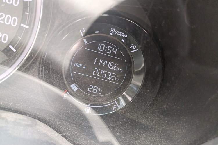 Used Honda XR-V 2015 1.8L EXi CVT Comfort Version Odometer Close Up