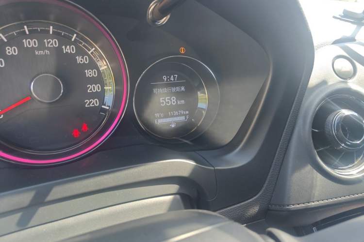 Used Honda XR-V 2015 1.8L VTi CVT Luxury Edition Odometer Close Up