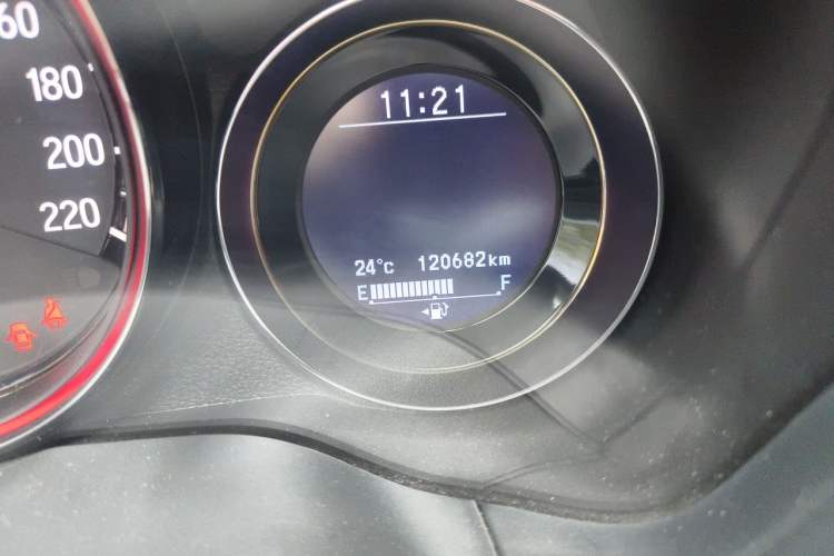 Used Honda XR-V 2015 1.8L VTi CVT Luxury Edition Odometer Close Up