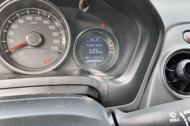 Used Honda XR-V 2015 1.8L VTi CVT Luxury Edition Odometer Close Up