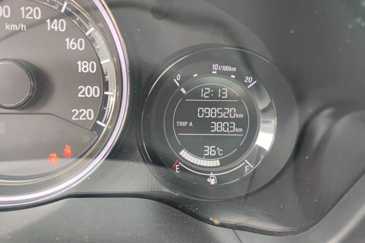 Used Honda XR-V 2015 1.8L EXi CVT Comfort Version Odometer Close Up