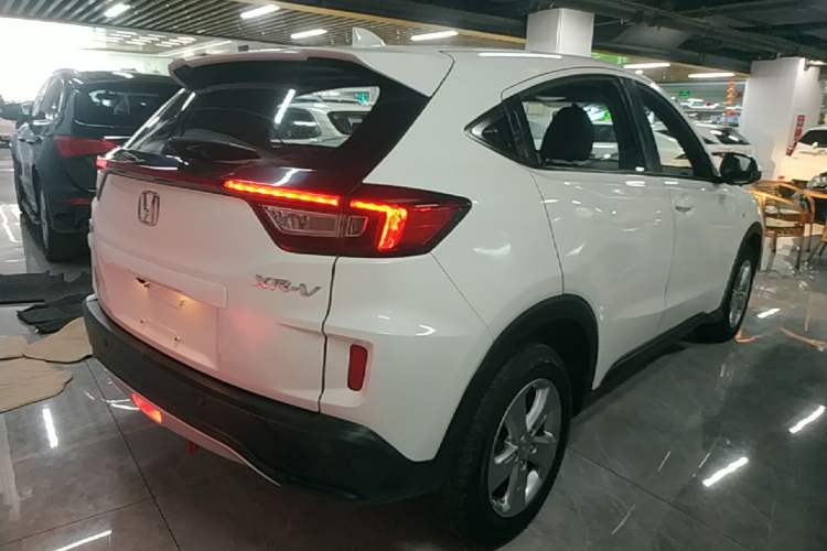 Used Honda XR-V 2015 1.5L LXi CVT Classic Edition Rear Right 45 Deg